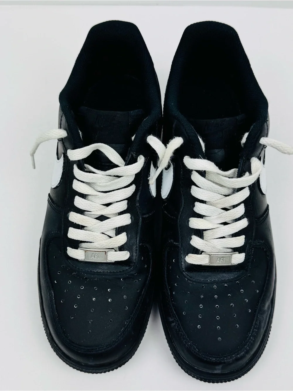 Nike Air Force 1 low top. Men’s size 7.5.